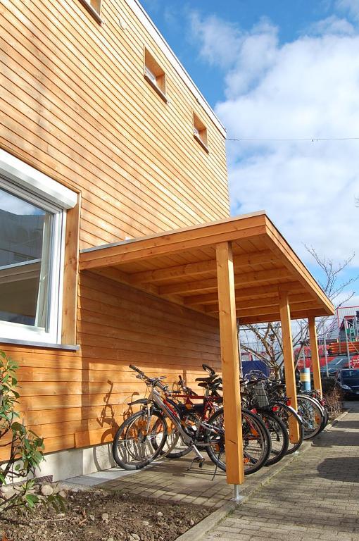 Greencity Boardinghouse ไฟรบวร์กอิมไบรส์เกา ภายนอก รูปภาพ